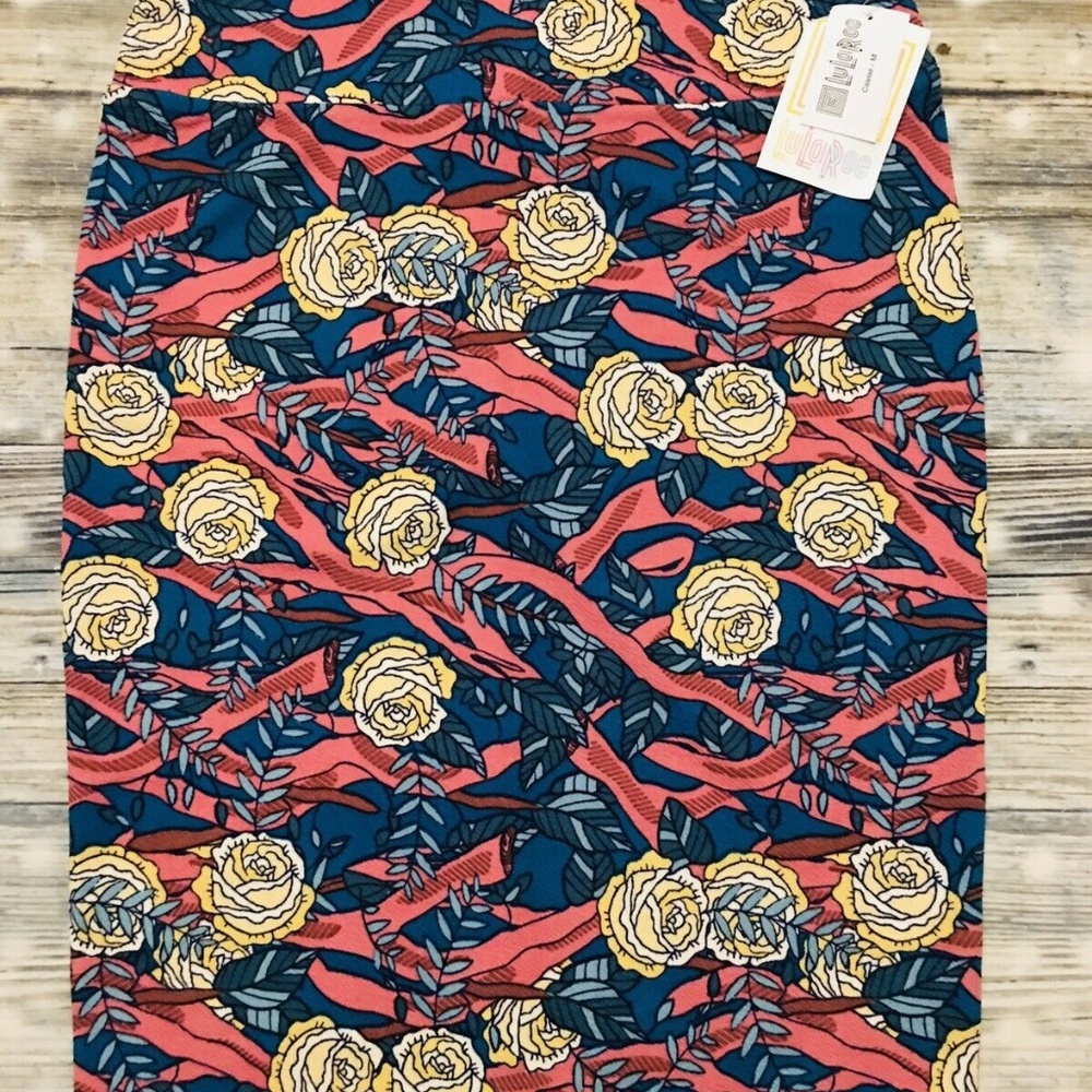 LuLaRoe Cassie Medium Pink Blue Yellow Roses Skirt